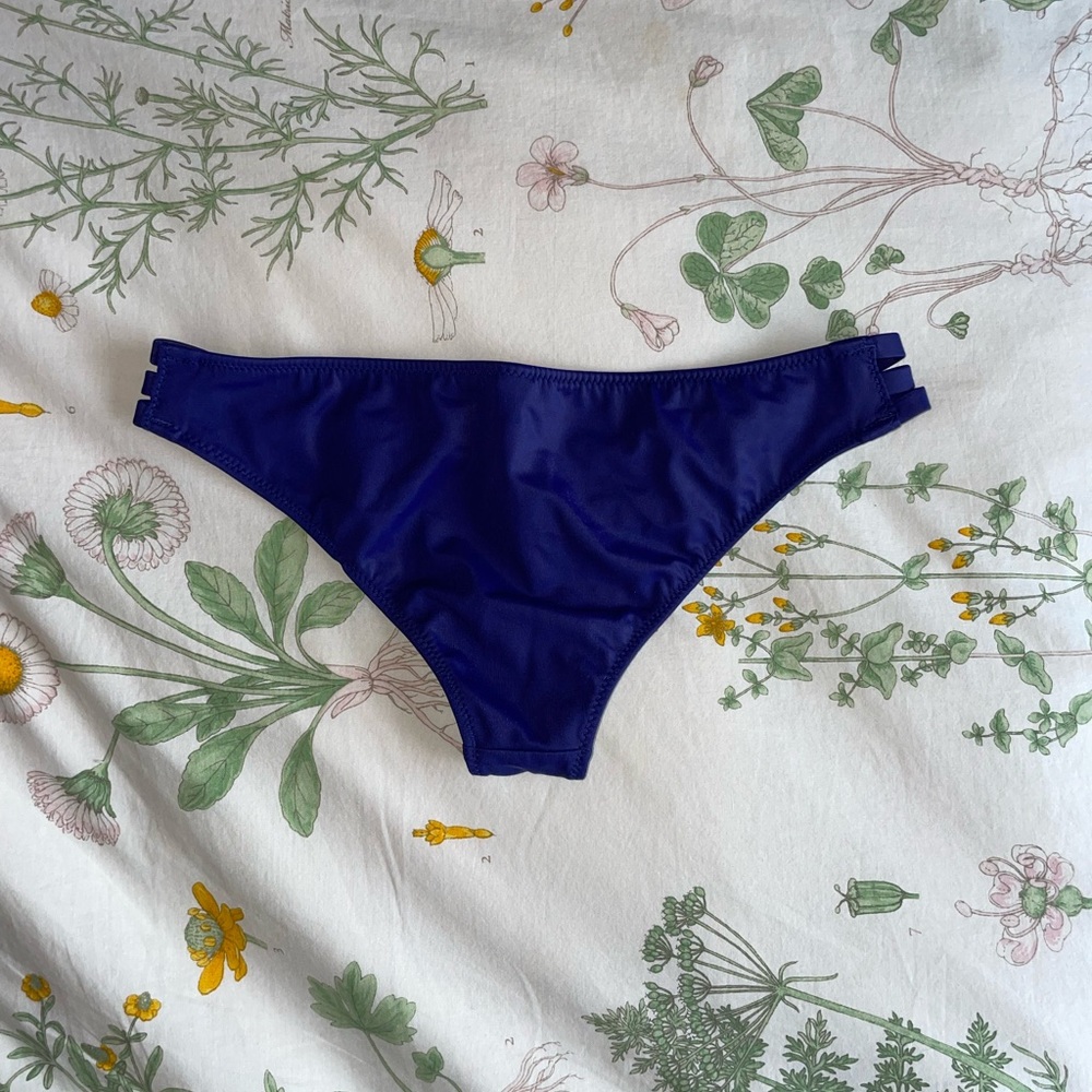 Bikini Bottom - Picture 2 of 3